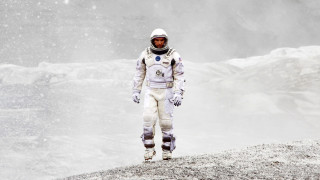 Man space suit hill snow - vfx free wallpaper