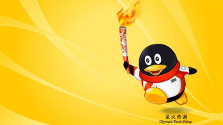 Penguin holding torch flame mouth - cui bai free wallpaper
