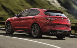 Alfa suv mountain road green - a mountain side free wallpaper