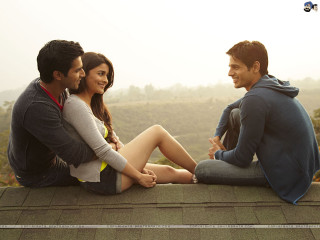 Man women roof valley view - a roof free wallpaper