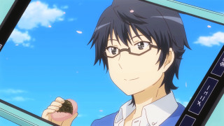 Man glasses holding food smiling - a piece of food free wallpaper