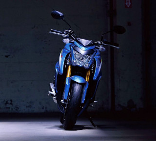 Blue motorcycle dark room light - dark free wallpaper