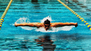 Man swimming pool swimming cap - athletic free wallpaper