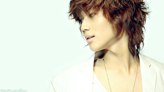 Woman necklace white shirt looking - a necklace free wallpaper