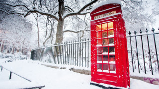 Red phone booth snow fence 2 - david young cameron free wallpaper
