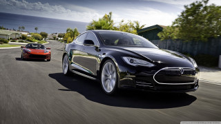 Cars driving road house ocean - cloudy free wallpaper
