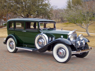 Green white car parked brick - a park area free wallpaper
