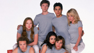 Group grey shirts white pants - white pants free wallpaper