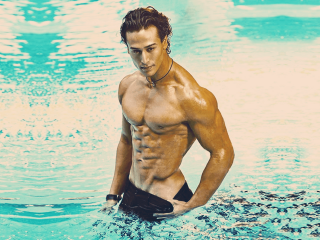 Man standing pool hands hips - his shirt free wallpaper