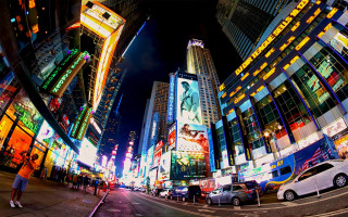City street night traffic lights 3 - ultra wide angle free wallpaper