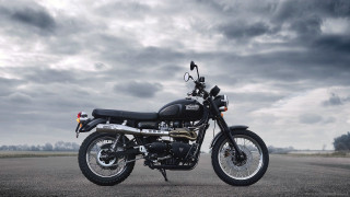 Motorcycle parked road cloudy sky - ella guru free wallpaper