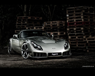 Silver sports car forest night 2 - a silver sports car free wallpaper for desktop