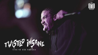 Man black shirt microphone right - his shirt free wallpaper