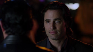 Man suit hologram dark room - charles martin free wallpaper