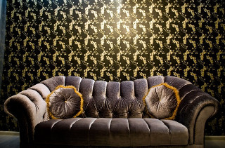Couch pillow wall pattern light - it in front free wallpaper