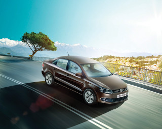 Brown car driving road tree - a tree and mountains free wallpaper