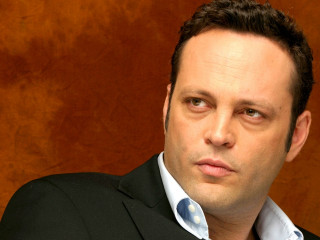 Man suit tie serious look 13 - his face and shoulders free wallpaper