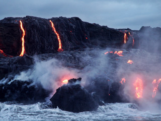 Lava flowing ocean lava pouring - the rock free wallpaper