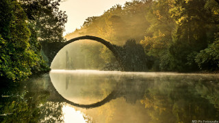 Bridge river fog morning sunlight - a bridge over a river free wallpaper