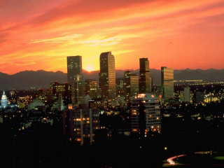 City skyline sunset red sky - a sunset in the background free wallpaper