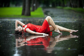 Woman red dress rain umbrella - a red dress free wallpaper