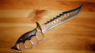 Knife metal handle wooden table - a wooden table free wallpaper