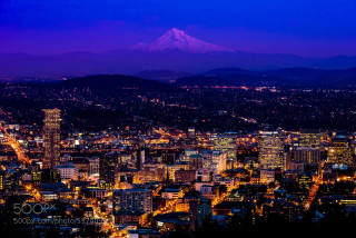 City night mountain purple sky - a purple sky above free wallpaper