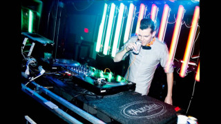 Dj mixing club neon lights - ben zoeller free wallpaper