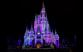 Castle purple lights night clock - side and a light free wallpaper