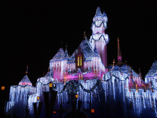 Castle lights decorations nighttime clock - free new year wallpaper