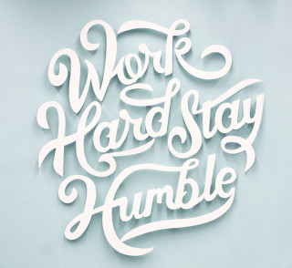 Work hard stay humble blue - a white lettering free wallpaper