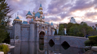 Castle bridge pond dusk cloudy - dusk free wallpaper