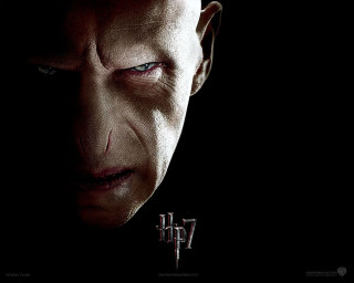 Man blue eyes creepy look - a creepy look free wallpaper