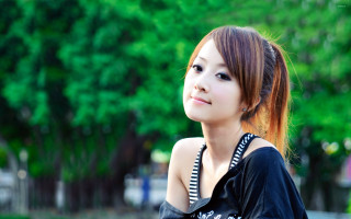 Red haired woman black top - a black top free wallpaper