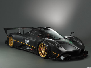 Black gold race car gray - a spotlight behind free wallpaper