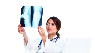 Woman doctor xray foot laptop - doc hammer free wallpaper