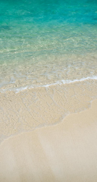 Sandy beach blue ocean white - impressionist free wallpaper