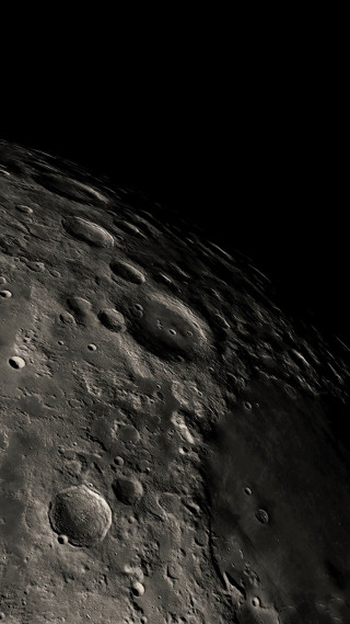 Moon closeup black background small - moon free wallpaper