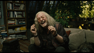 Man long hair beard couch - nearby free wallpaper