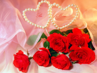 Romantic roses pearls heart card - a white cloth free wallpaper
