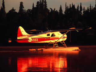 Small plane water night time 3 - atmospheric free wallpaper