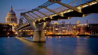 Bridge water building night lights 2 - a bridge over a body of water free wallpaper