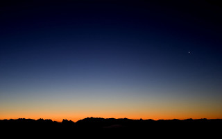 Plane sunset moon minimalism gradient 2 - a moon in the distance free wallpaper