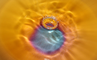 Yellow blue object water background 2 - anish kapoor free wallpaper