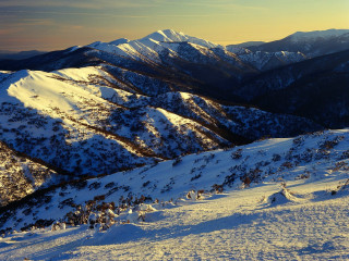 Skiing snowy mountain sunset person - murata range free wallpaper