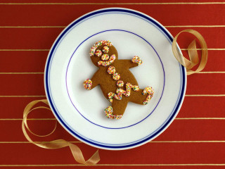 Ginger cookie sprinkles ribbon plate - sprinkle free wallpaper
