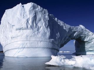 Iceberg ocean shore boat background 2 - the ocean next free wallpaper