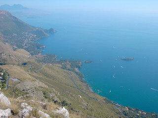 Hilltop view body of water - a view of a body free wallpaper