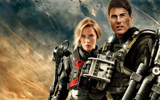 Sci fi couple guns outfits - ed benedict free wallpaper