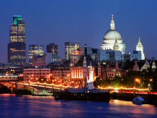 City skyline river boat dome - christopher wren free wallpaper